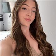 niñera para ayudar a niños siempre se ma a dado bien cuidar de ellos y ayudarlos